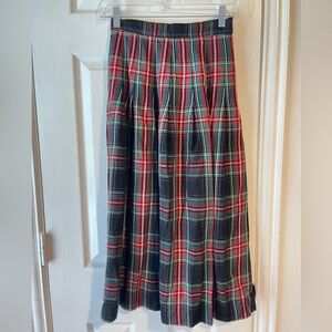 Vintage Brooks Brothers Plaid Skirt
Roval Stewart Tartan Kilt Waist 24 Small
80s